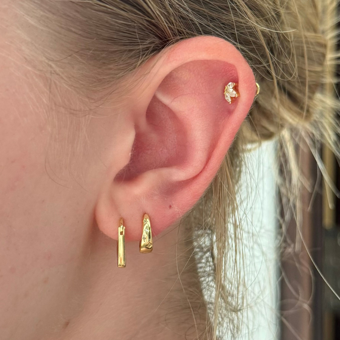 Lotus Double Sided Heart Back Flat Back Stud