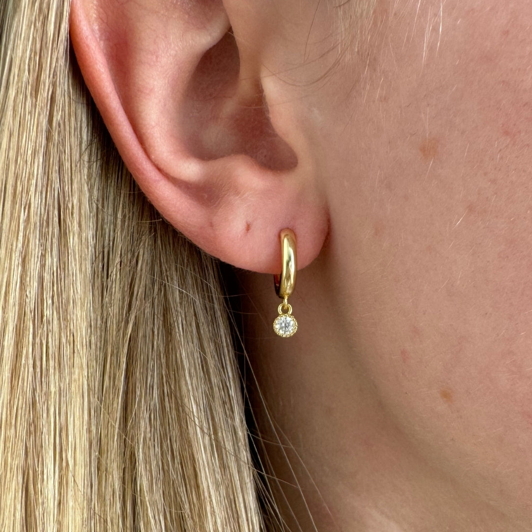 Camilla Hoops