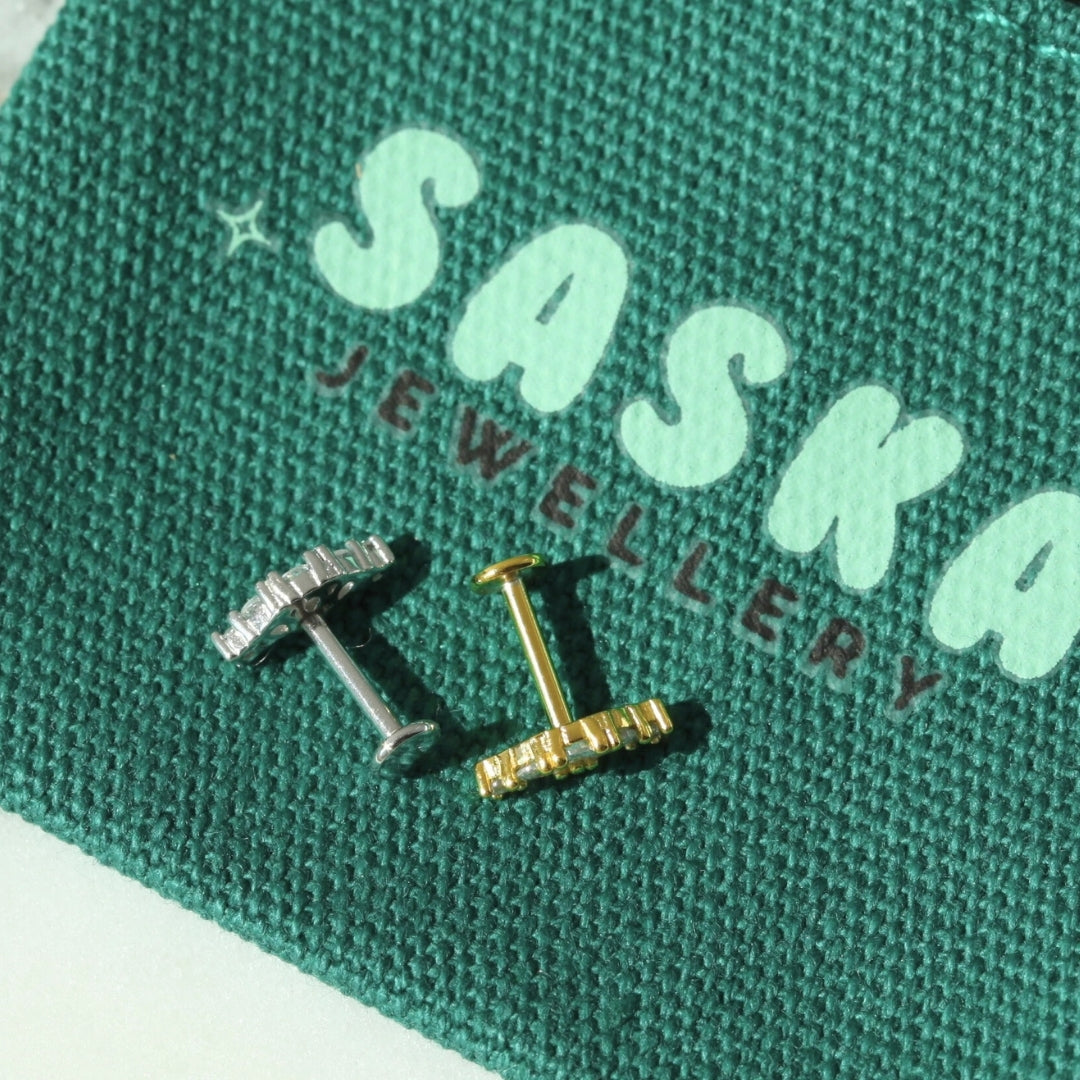 Curved Cluster Flat Back Stud