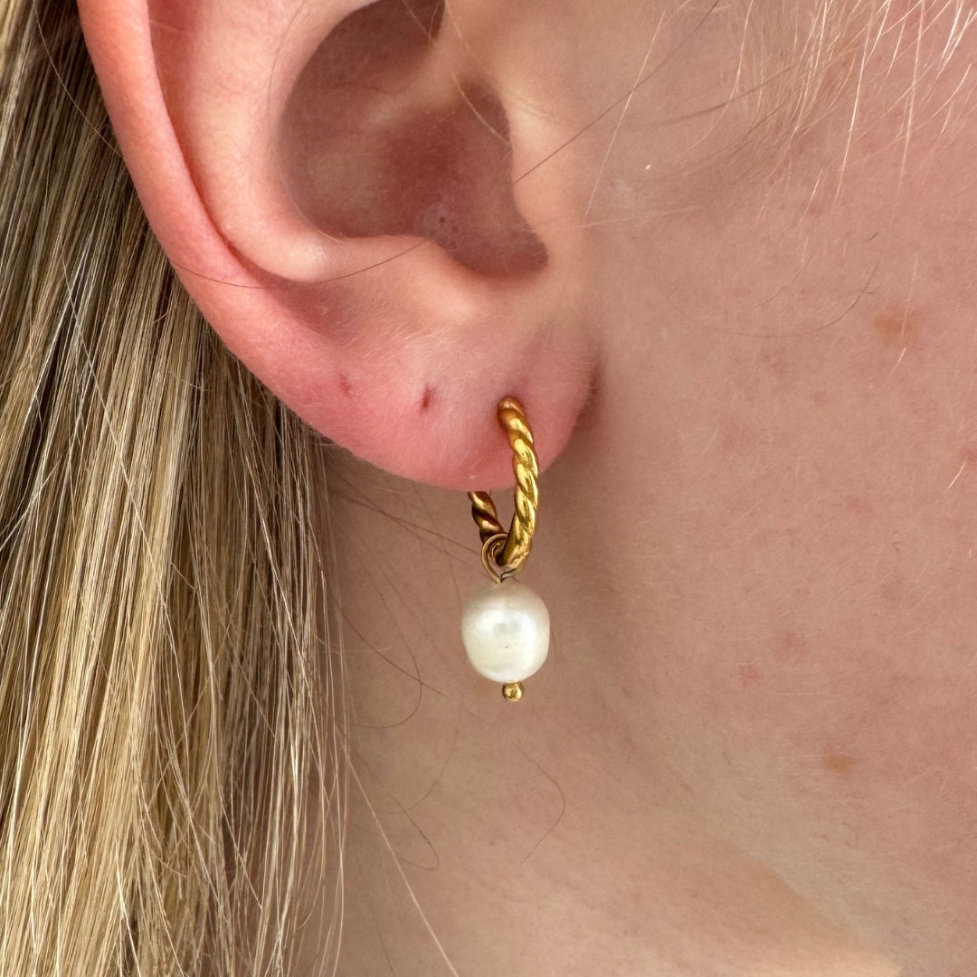 Twisted Rope Pearl Huggies