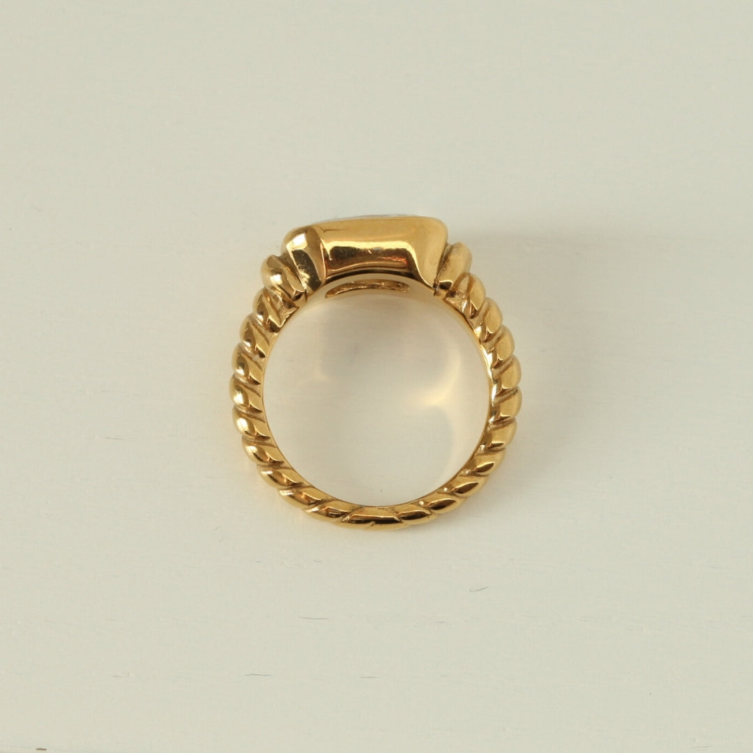 Twist Chunky Baguette Ring