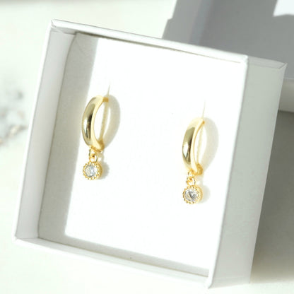 Camilla Hoops