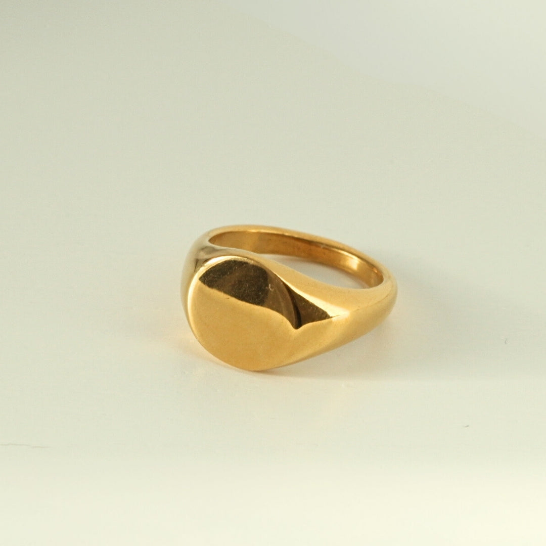 Signet Ring