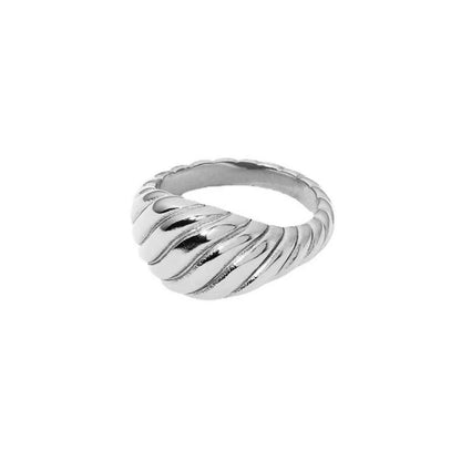 Croissant Ring