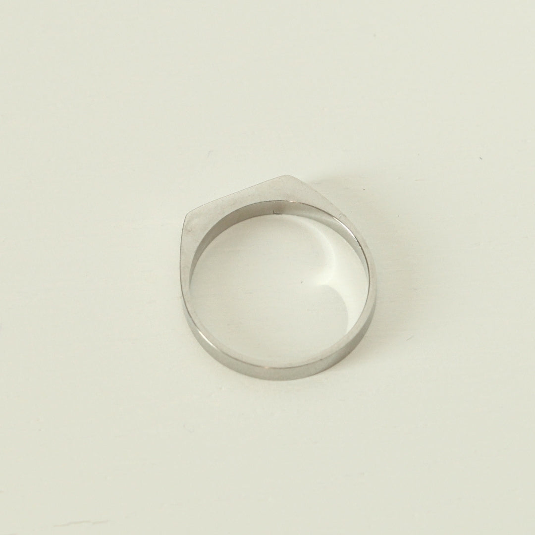 Simple Flat Ring