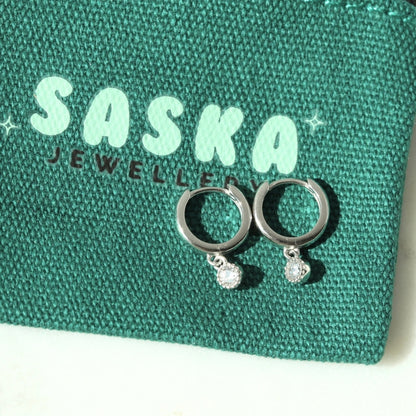Camilla Hoops