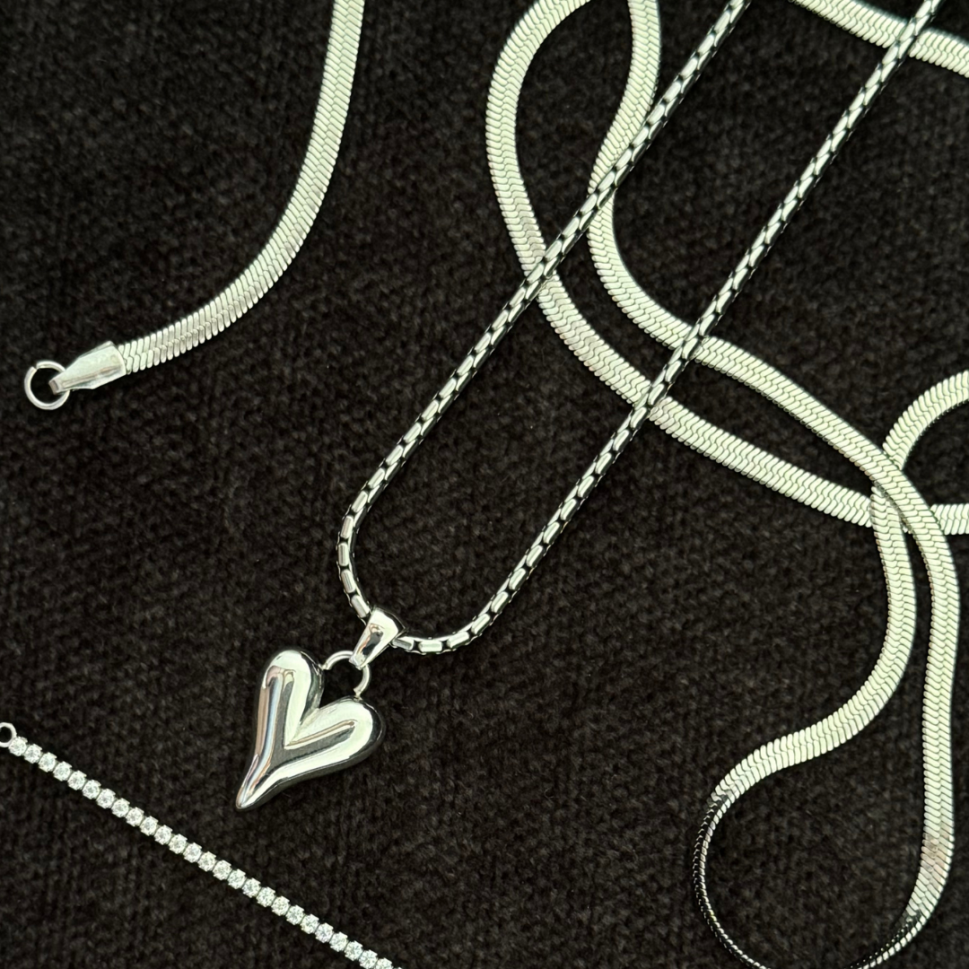 Heart Pendant necklace